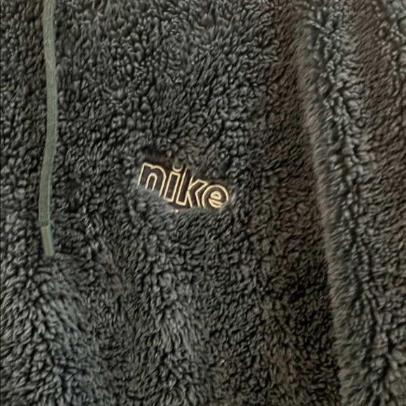 Nike Cropped Sherpa Hoodie - Picture 2 of 5